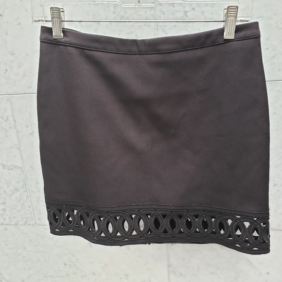 Black Mini Skirt with circle cutouts Size M - Picture 1 of 4